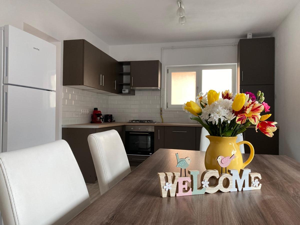 Fenyo Apartman House Ii. Odorheiu Secuiesc Buitenkant foto