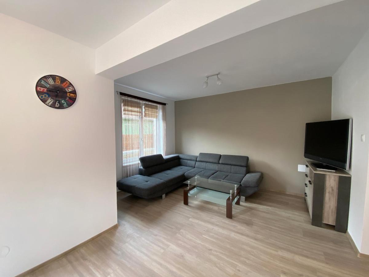 Fenyo Apartman House Ii. Odorheiu Secuiesc Buitenkant foto