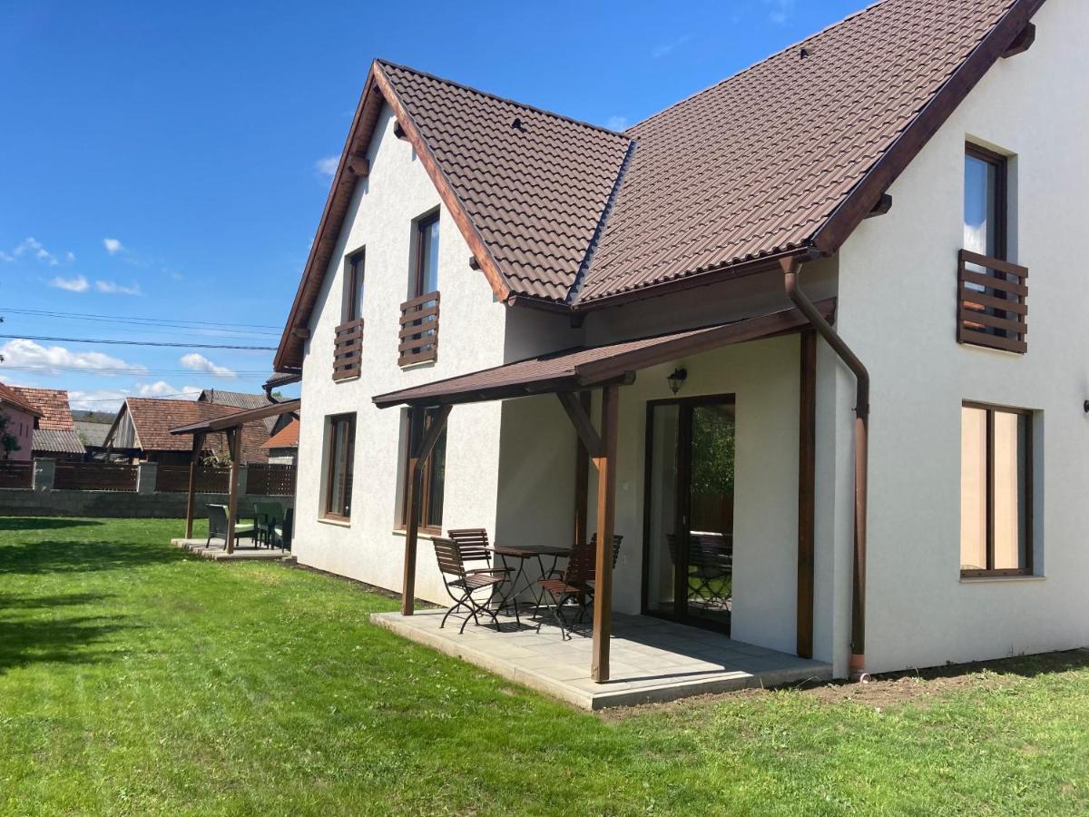 Fenyo Apartman House Ii. Odorheiu Secuiesc Buitenkant foto